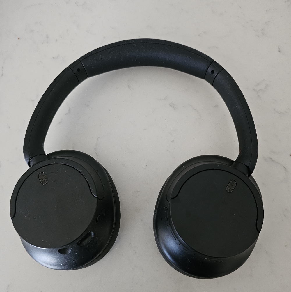 Sony WH-CH520Black Over-Ear Wireless Headphones